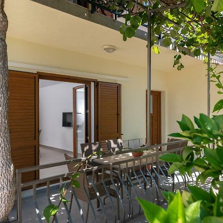 Kiwi Apartment Trogir Bagian luar foto