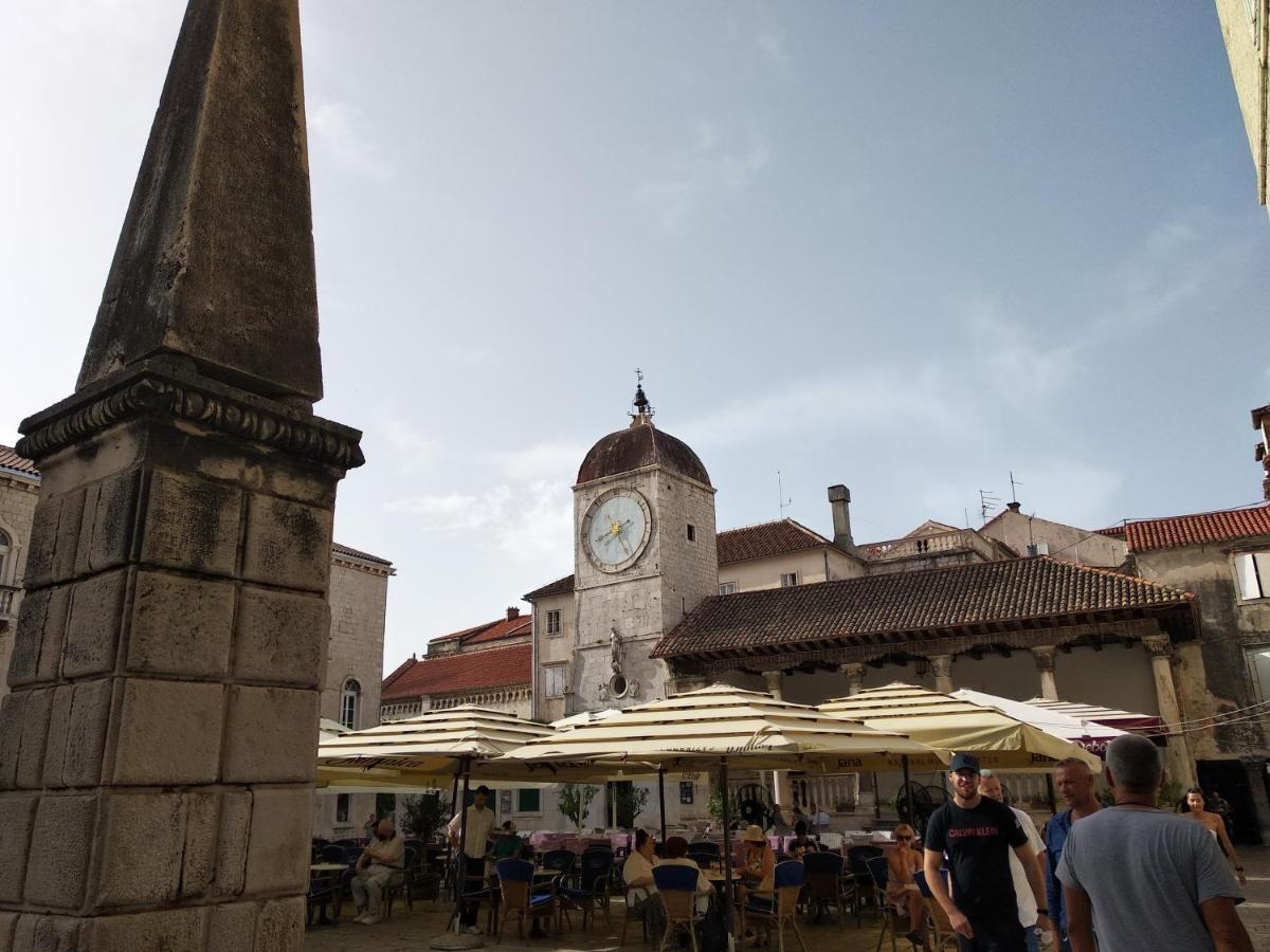 Kiwi Apartment Trogir Bagian luar foto