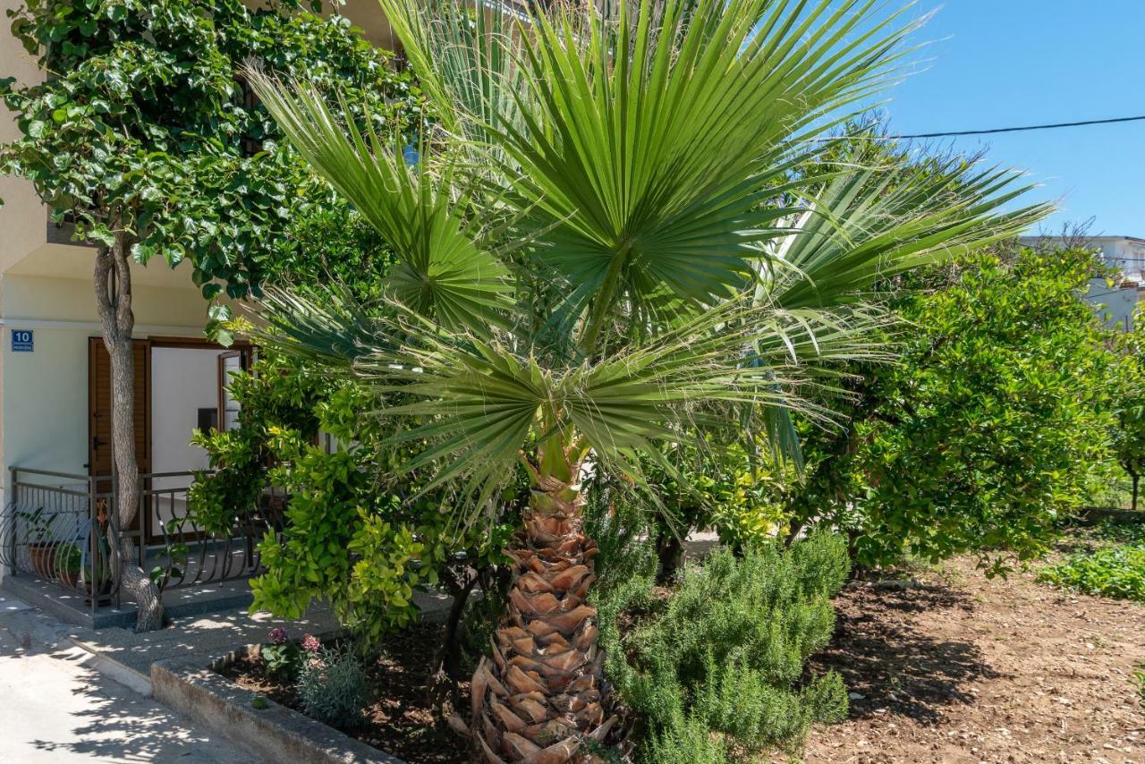 Kiwi Apartment Trogir Bagian luar foto