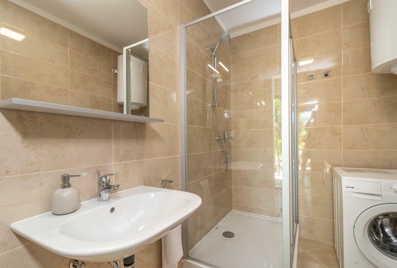 Kiwi Apartment Trogir Bagian luar foto