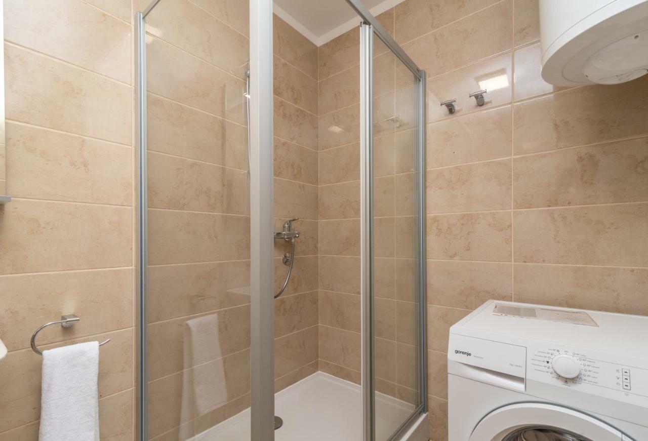 Kiwi Apartment Trogir Bagian luar foto