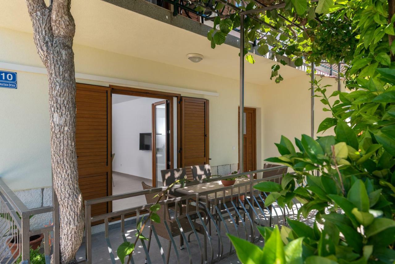 Kiwi Apartment Trogir Bagian luar foto